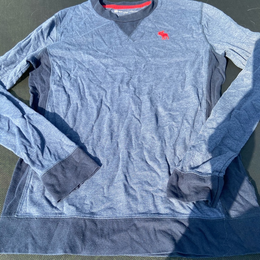 Abercrombie tee